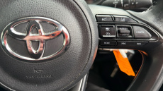 Toyota Yaris 1.5 Hybrid Design 5dr CVT Hybrid Hatchback